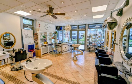 Innenbereich vorne im Coiffeursalon HairXperience in Wetzikon